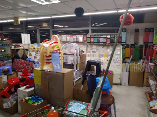 Discount Store «Crenshaw Discount Store», reviews and photos, 3657 Crenshaw Blvd, Los Angeles, CA 90016, USA