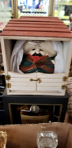 Liquor Store «Old Town Liquor & Deli», reviews and photos, 2304 San Diego Ave A, San Diego, CA 92110, USA