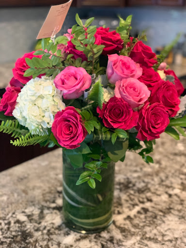 Florist «Royal Petals», reviews and photos, 188 E Wend St, Lemont, IL 60439, USA