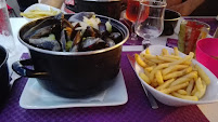 Moules-frites du Restaurant de fruits de mer Le Mérou Ardent à Fréjus - n°3