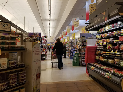 Shopping Mall «Concordia Shopping Center», reviews and photos, 1600 Perrineville Rd, Monroe Township, NJ 08831, USA