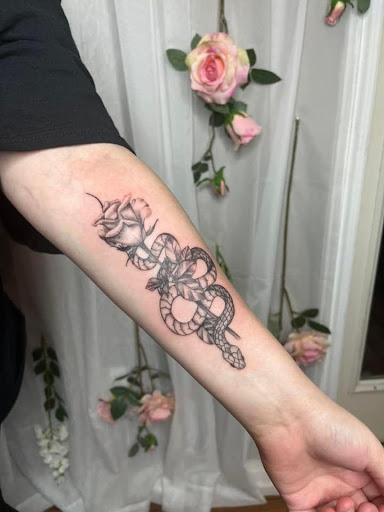 Explore half dollar size tattoo ideas, creative tattoo ideas in Foley, available at Emerald Ink Tattoos by Victoria