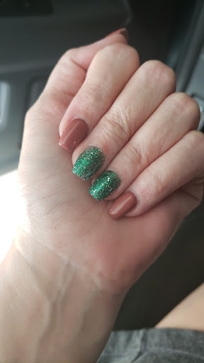 Nail Salon «A Plus Nail Salon», reviews and photos, 1702 N Woodland Blvd # 114, DeLand, FL 32720, USA