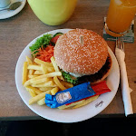 Photo n°1 de l'avis de MegaTaubsi. fait le 02/04/2017 à 01:47 sur le  Das Waldtraut à Oberursel