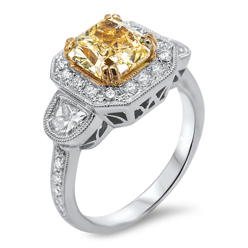 Diamond Dealer «Diamond and Jewelry Gallery Studio City», reviews and photos, 12456 Ventura Blvd, Studio City, CA 91604, USA