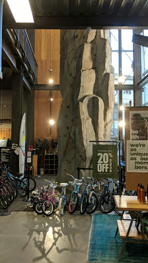 Camping Store «REI», reviews and photos, 3000 184th St SW #952, Lynnwood, WA 98037, USA