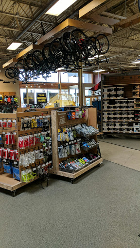 Camping Store «REI», reviews and photos, 970 W Eisenhower Pkwy, Ann Arbor, MI 48103, USA