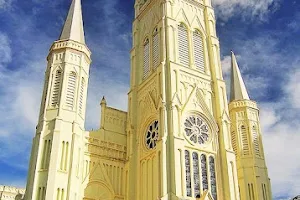 Catedral Metropolitana Nossa Senhora Aparecida image