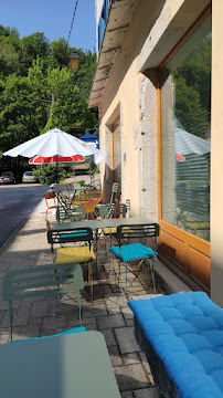 Atmosphère du Café Chez Maryse à Le Pont-de-Beauvoisin - n°2