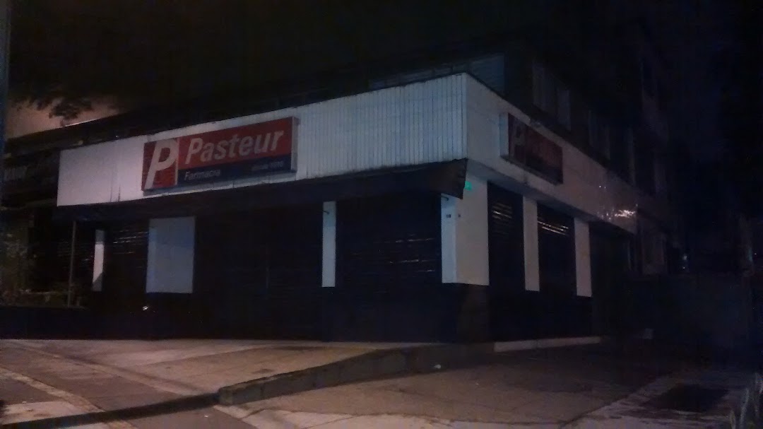 Pasteur Farmacia desde 1910