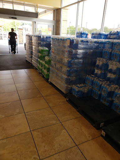 Supermarket «Giant Eagle», reviews and photos, 1700 Corporate Woods Pkwy, Uniontown, OH 44685, USA