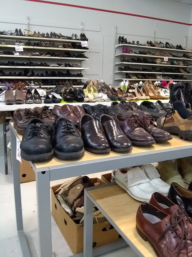 Thrift Store «Waterfront Rescue Mission Thrift Store», reviews and photos, 2125 W Fairfield Dr, Pensacola, FL 32505, USA