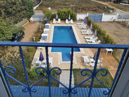 Zephyros Hotel ile