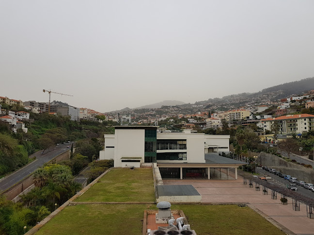 Comentários e avaliações sobre o Universidade da Madeira