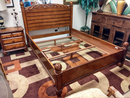 Consignment Shop «New Leaf Home Furnishings», reviews and photos, 2449 Pierce Dr #3, Spring Grove, IL 60081, USA