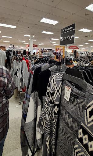 Department Store «T.J. Maxx & HomeGoods», reviews and photos, 341 S College Rd, Wilmington, NC 28403, USA