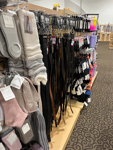 Shoe Store «DSW Designer Shoe Warehouse», reviews and photos, 375 E Altamonte Dr, Altamonte Springs, FL 32701, USA