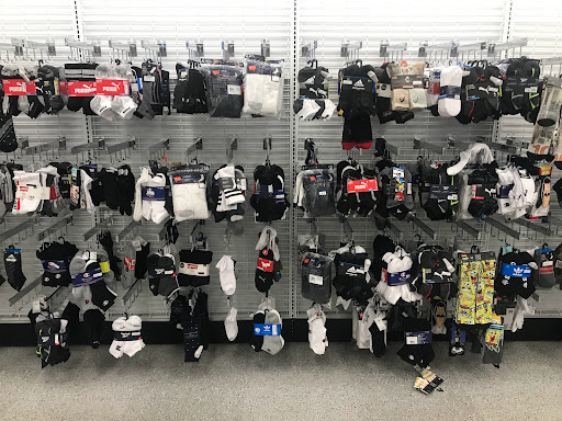 Clothing Store «Ross Dress for Less», reviews and photos, 2595 N Decatur Rd, Decatur, GA 30033, USA
