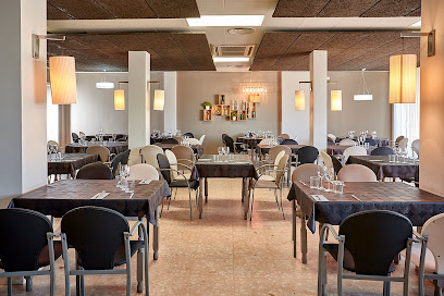 Nobadis Restaurant - Avinguda del Mil·lenari de Catalunya, 49, 25200 Cervera, Lleida, Spain