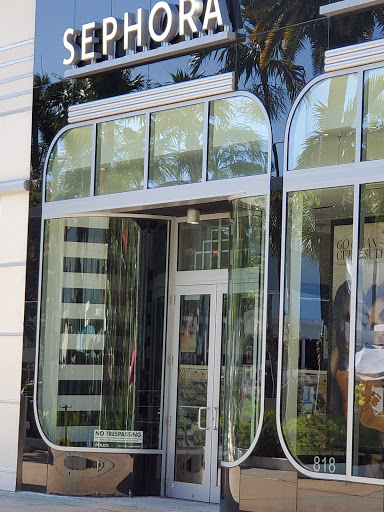 Cosmetics Store «SEPHORA», reviews and photos, 721 Collins Ave, Miami Beach, FL 33139, USA