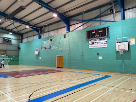 Hoops basketball centre