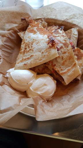 Mexican Restaurant «QDOBA Mexican Eats», reviews and photos, 1408 E Golf Rd A, Schaumburg, IL 60173, USA