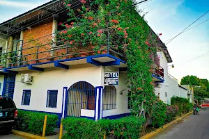 Hotel la Estación image