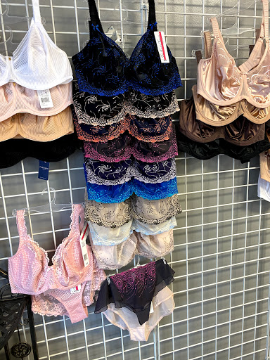 Lingerie Store «Lace by Louise», reviews and photos, 2762 12600 S #3, Riverton, UT 84065, USA