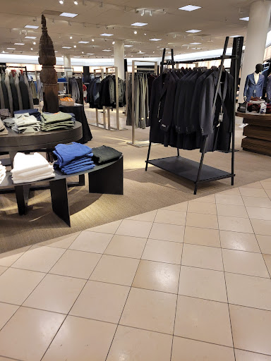 Department Store «Nordstrom Tysons Corner Center», reviews and photos, 8075 Tysons Corner Center, McLean, VA 22102, USA