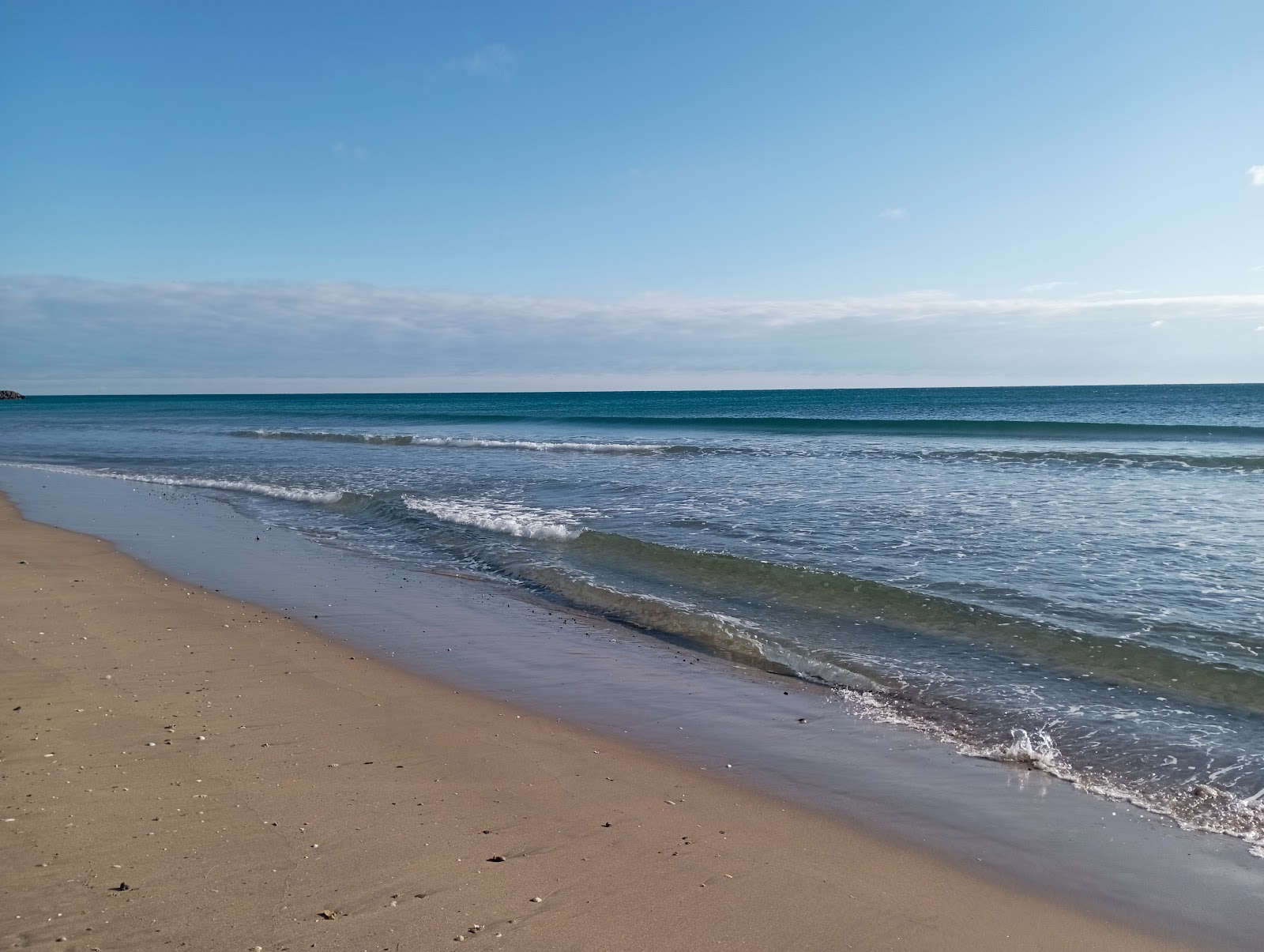 Photo de La Roquille Beach - endroit populaire parmi les connaisseurs de la détente