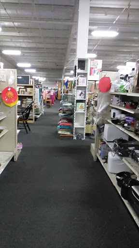 Thrift Store «Stuff Etc», reviews and photos, 2818 Commerce Dr, Coralville, IA 52241, USA