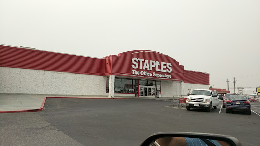 Staples, 1901 Caldwell Blvd, Nampa, ID 83651, USA, 