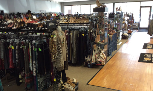 Used Clothing Store «Clothes Mentor», reviews and photos, 8601 W Cross Dr, Littleton, CO 80123, USA