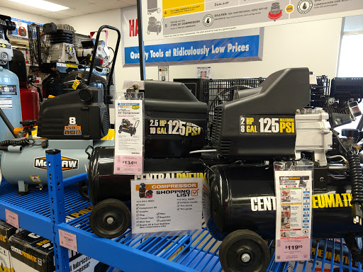 Hardware Store «Harbor Freight Tools», reviews and photos, 34600 Vine St, Eastlake, OH 44095, USA