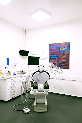 Dentes do Ofício- Clinica e Laboratório de Próteses Dentárias