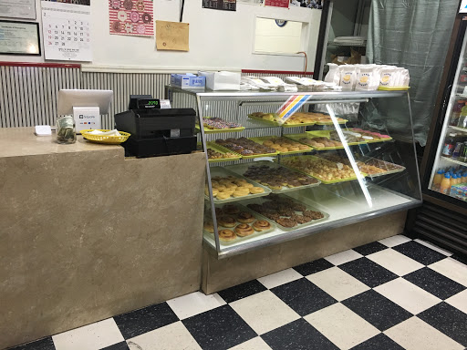 Donut Shop «Lake Highland Donuts», reviews and photos, 9661 Audelia Rd, Dallas, TX 75238, USA