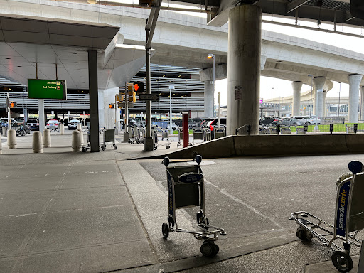 JFK Terminal 8 Red Parking image 4