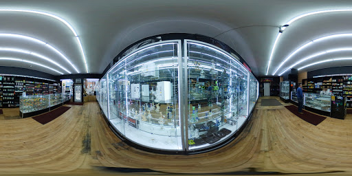 Tobacco Shop «BLUE MOON SMOKE SHOP», reviews and photos, 896 Massachusetts Ave, Cambridge, MA 02139, USA