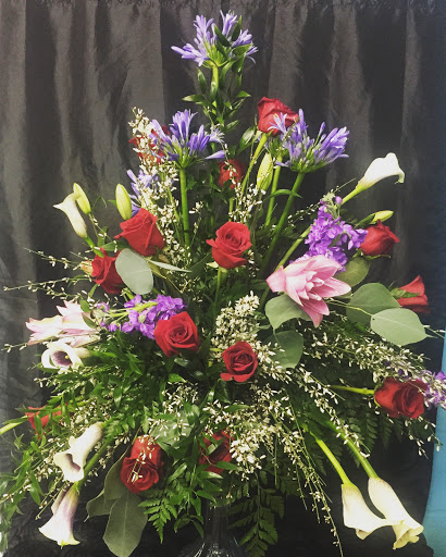 Florist «Open Air Designs - Florist | Wedding Planning | Gifts», reviews and photos, 607 N Myrtle Ave, Clearwater, FL 33755, USA