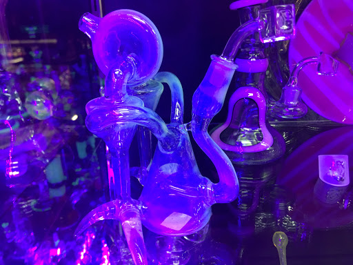 Tobacco Shop «Auburn Smoke Shop», reviews and photos, 2420 Grass Valley Hwy, Auburn, CA 95603, USA