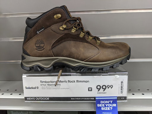 Sporting Goods Store «Academy Sports + Outdoors», reviews and photos, 6700 Columbia St, Evansville, IN 47715, USA