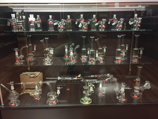 Tobacco Shop «Al Sahara Smoke Shop», reviews and photos, 4 Enterprise Dr, Rohnert Park, CA 94928, USA