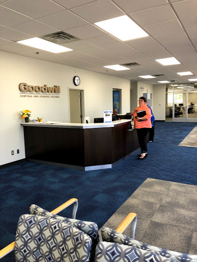 Outlet Store «Goodwill Central Virginia Outlet», reviews and photos, 6301 Midlothian Turnpike, Richmond, VA 23225, USA