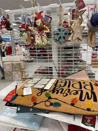 Clothing Store «Ross Dress for Less», reviews and photos, 2735 Harrison Ave NW, Olympia, WA 98502, USA