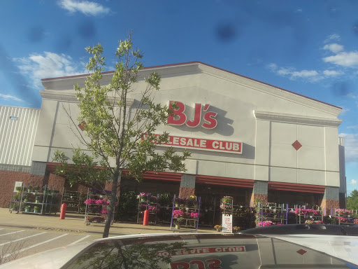 BJ’s Wholesale Club, 400 Quality Dr, Hooksett, NH 03106, USA, 