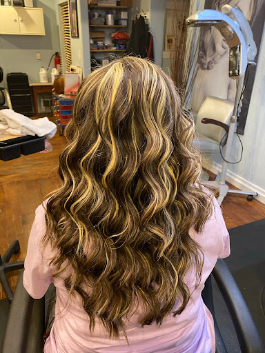 Beauty Salon «C C Hair Salon», reviews and photos, 5602 S Birmingham St, Tacoma, WA 98409, USA