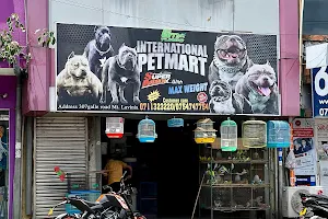 International Pet Mart image