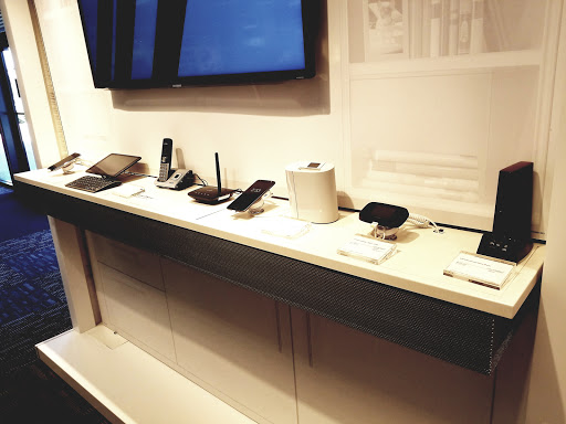 Cell Phone Store «Verizon», reviews and photos, 1805 S Loop 288, Denton, TX 76205, USA