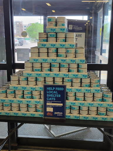 Pet Supply Store «Petco Animal Supplies», reviews and photos, 2277 Ford Pkwy, St Paul, MN 55116, USA