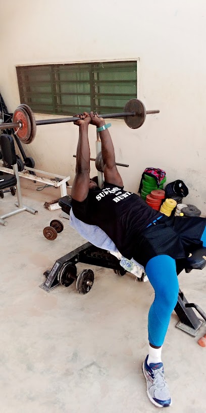 Sport, Gym, Fitness & Massage Ayimath  Bien Etre E - 6,4933063, 2,6099044 ; proximité, Porto-Novo, Benin